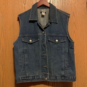 Pendleton denim and wool vest. Size 1X.